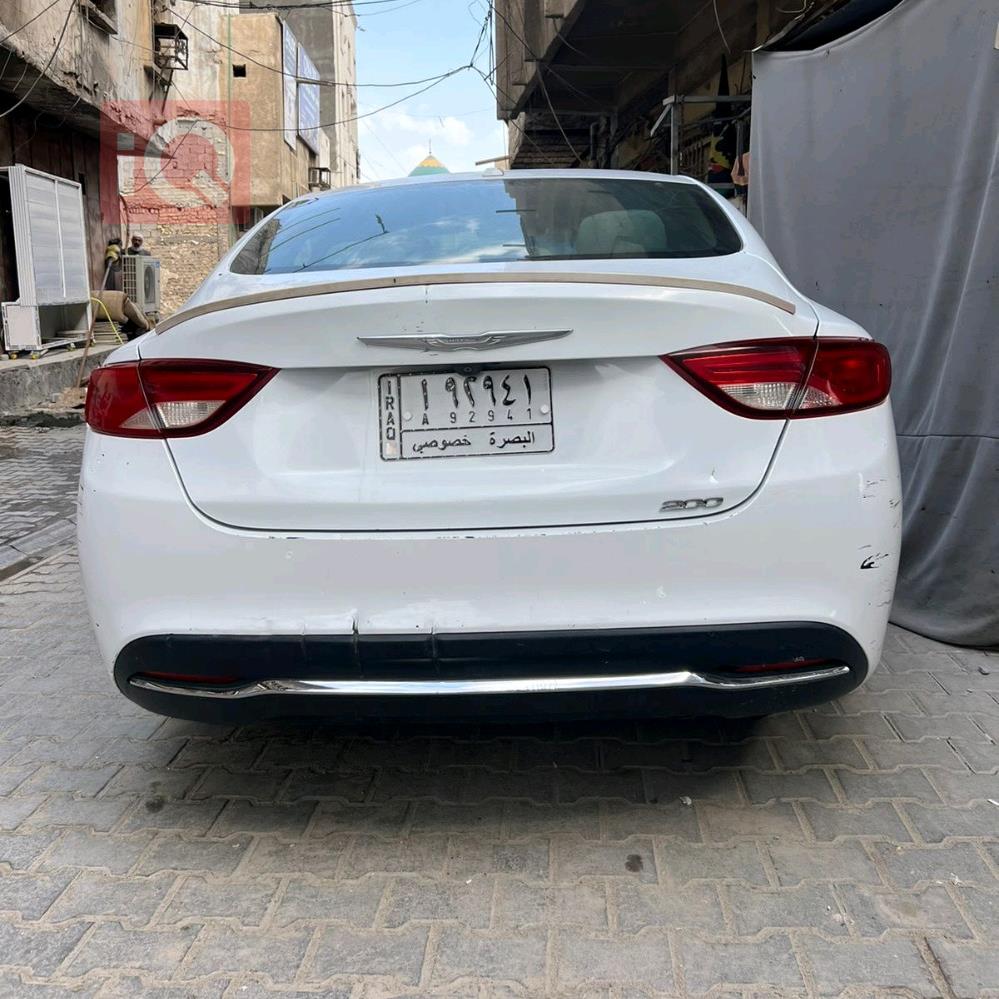 Chrysler 200